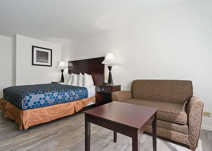 Western Oakbrook Hotel 3*